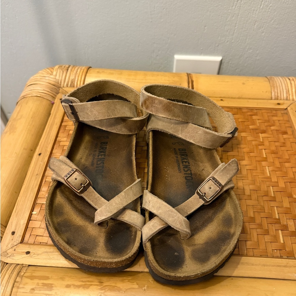 Birkenstock Yara sandals in oiled leather
